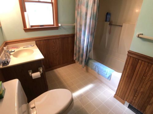 13 Idlewild Dr, Poughkeepsie NY 12601-6601 exterior