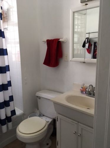 1237 Wellington Ave, Chicago IL 60657-6759 exterior