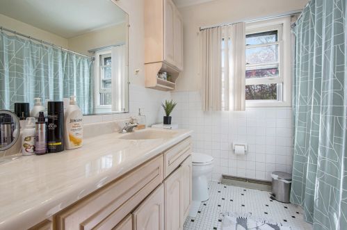 3499 26th St, Kalamazoo MI 49048-9259 exterior