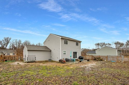 5677 Coddington Ln, Kalamazoo MI  49009-1788 exterior