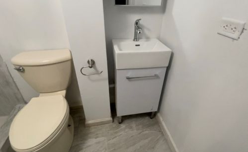 12752 Wallace St, Chicago IL 60628-7450 exterior