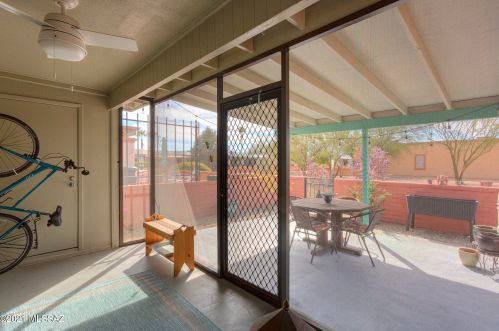 318 Calle Del Chancero, Green Valley AZ 85614-3028 exterior