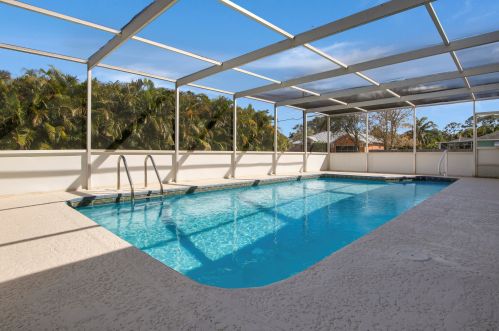 2599 Westmoreland Blvd, Fort Pierce FL  34952-5382 exterior