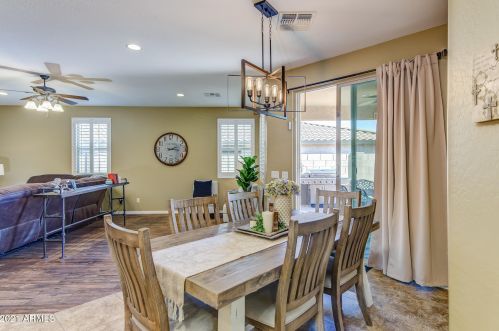 3765 Aracely Dr, Phoenix AZ 85087-5998 exterior