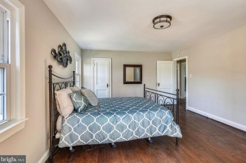 9609 Hastings Dr, Silver Spring MD 20901-3198 exterior