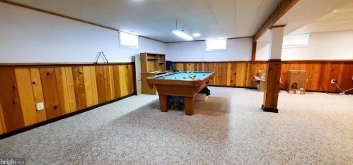 905 1st St, Rockville MD 20850-1444 exterior