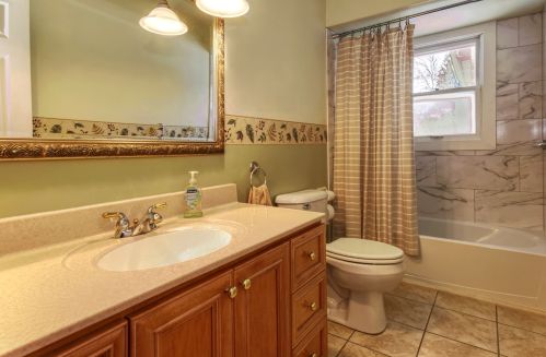 304 Robin Hl Dr, Joliet IL 60404-9676 exterior