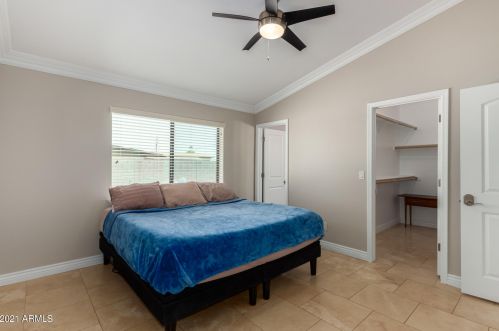 11411 33rd Ave, Phoenix AZ 85051-5972 exterior