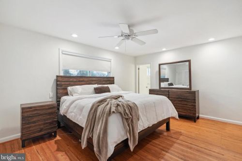 316 Glengary Dr, Pittsburgh PA 19083-2714 exterior