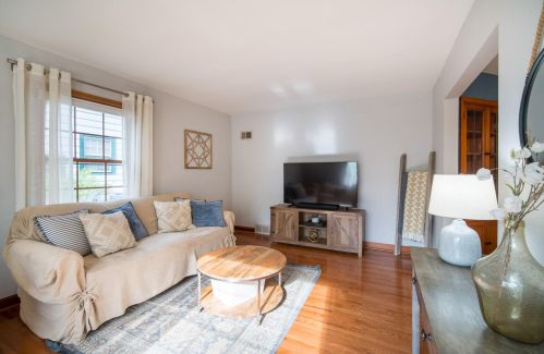 2846 75th St, Milwaukee WI 53219-2807 exterior