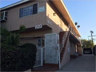 820 Imperial Hwy, Los Angeles CA  90047-5025 exterior