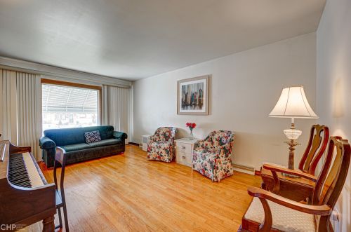 4500 La Crosse Ave, Chicago, IL 60638-1956