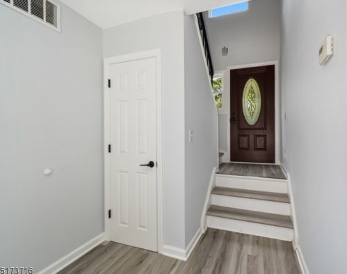 66 Lawrence Dr, Hackettstown NJ 07840-2526 exterior