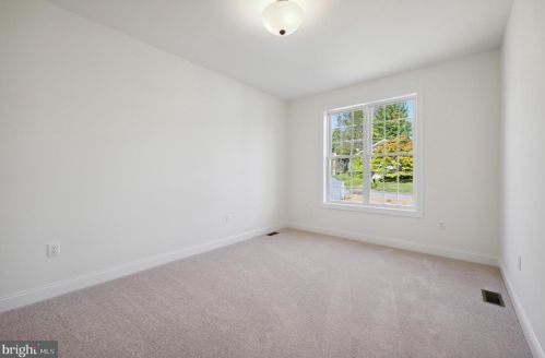 214 Elm Ave, Media PA 19063-5742 exterior