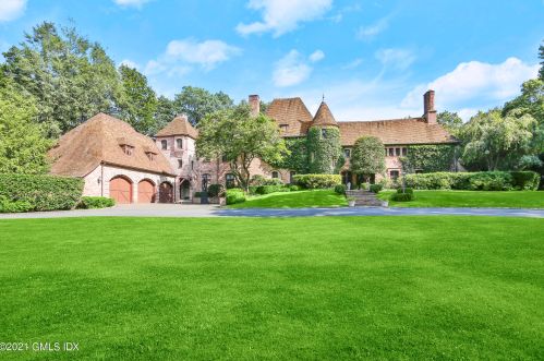 33 Midwood Rd, Greenwich CT 06830-3800 exterior