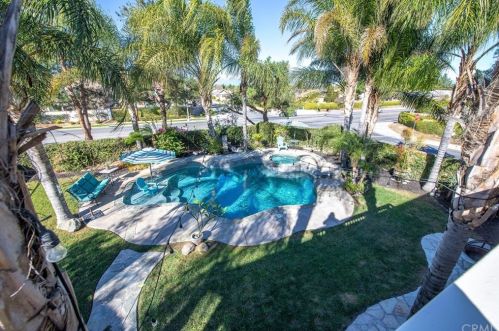 11307 Brookfall Ct, Riverside CA 92505-5135 exterior