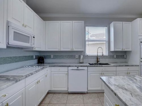 1725 Jamesport Dr, Fort Pierce FL 34953-4355 exterior