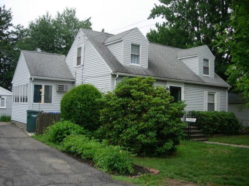 44 Piedmont St, Springfield, MA 01104-2040