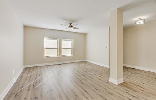 4236 Champlain Ave, Chicago IL  60653-2924 exterior