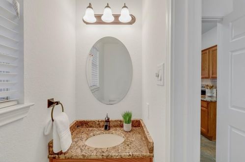 5005 Ridgecrest Dr, Frisco TX 75056-4020 exterior