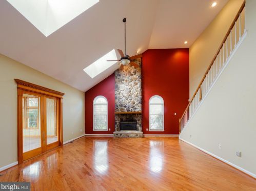 2009 Carmel Dr, Jamison PA 18929-1438 exterior