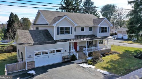 87 Leavitt Ln, Princeton NJ 08540-3921 exterior