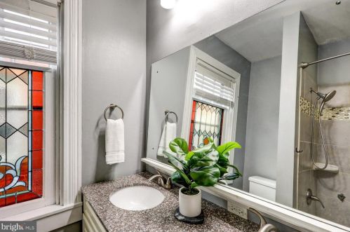 405 King St, Lancaster PA 17602-3004 exterior