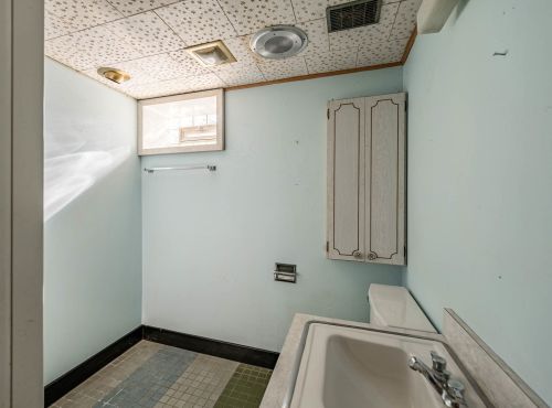 8159 Sacramento, Chicago IL 60655-2302 exterior