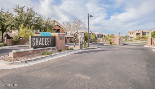 3900 Baseline Rd, Phoenix AZ  85042-6357 exterior