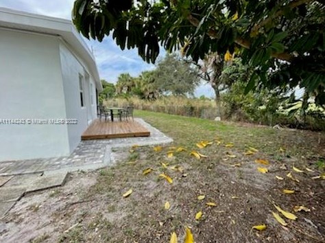 208 Southern Ave, Fort Pierce FL  34950-5433 exterior