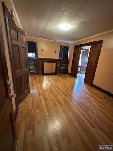 40 Allen St, Irvington NJ  07111-2118 exterior