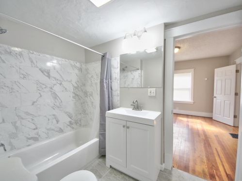 8016 Albin Ave, Saint Louis MO 63114-5303 exterior