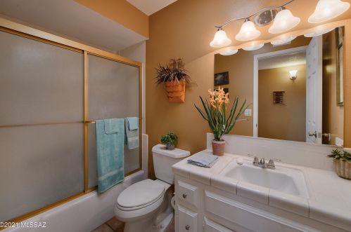 808 Abrego Dr, Green Valley AZ 85614-3641 exterior