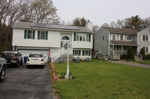801 New Plainville Rd, New Bedford, MA 02740