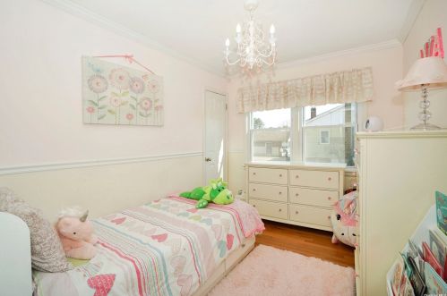 1526 10 St, Babylon NY 11704-3836 exterior