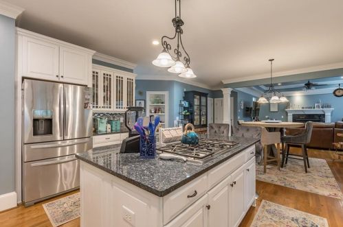 2195 Innsfail Dr, Lithonia GA 30078-5683 exterior