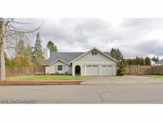 1925 Ridgeway Dr, Eugene, OR 97401-1722