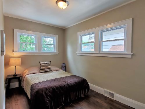 2837 7 St, Milwaukee WI 53215-3907 exterior