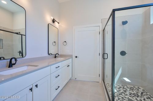 2501 Fremont Ave, Tucson AZ 85706-1457 exterior