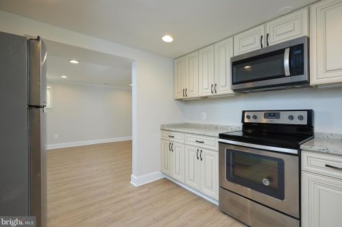 711 Colby Ave, Silver Spring MD  20912-5440 exterior