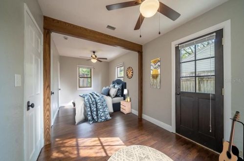 4711 Bay View Ave, Tampa FL 33611-1127 exterior