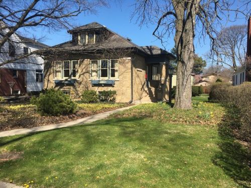 399 Prairie Ave, Elmhurst, IL 60126-4019