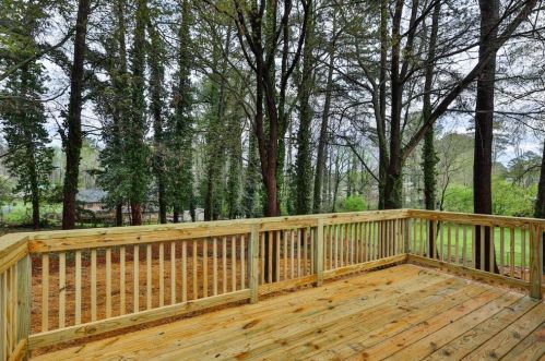 2898 Crk Dr, Duluth GA 30096-3848 exterior