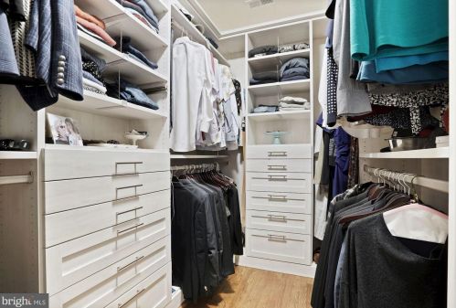 1401 21 St, Arlington VA 22202-1508 exterior