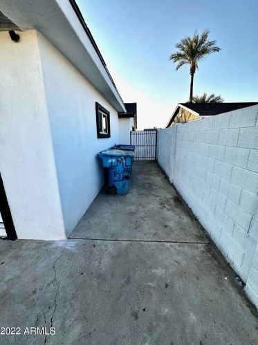 4525 49th Dr, Phoenix AZ  85031-1313 exterior