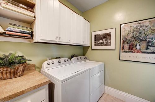 720 Bald Eagle Dr, Naples FL 34105-7409 exterior