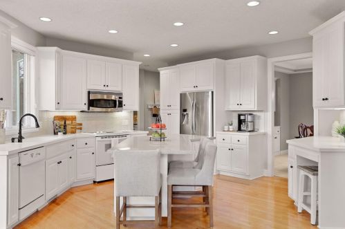 3544 Crestmoor Dr, Saint Paul MN 55125-5028 exterior