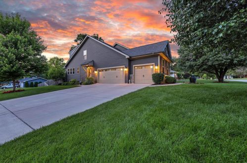 12531 Ridgefield Dr, Saint Louis MO 63131-3622 exterior