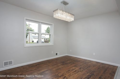 16 Carole Pl, Old Bridge NJ  08857-2502 exterior