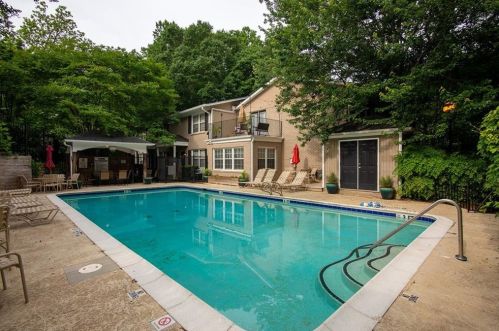 2232 Dunseath Ave, Atlanta GA  30318-2008 exterior